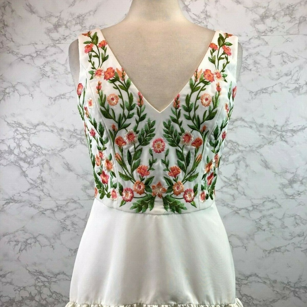 Marchesa Notte 0 Ivory Embroidered Floral High-low